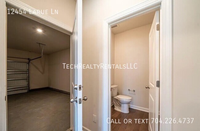 Building Photo - 12454 Larue Ln