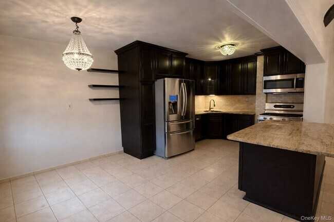 Foto del edificio - 54-40 80th St