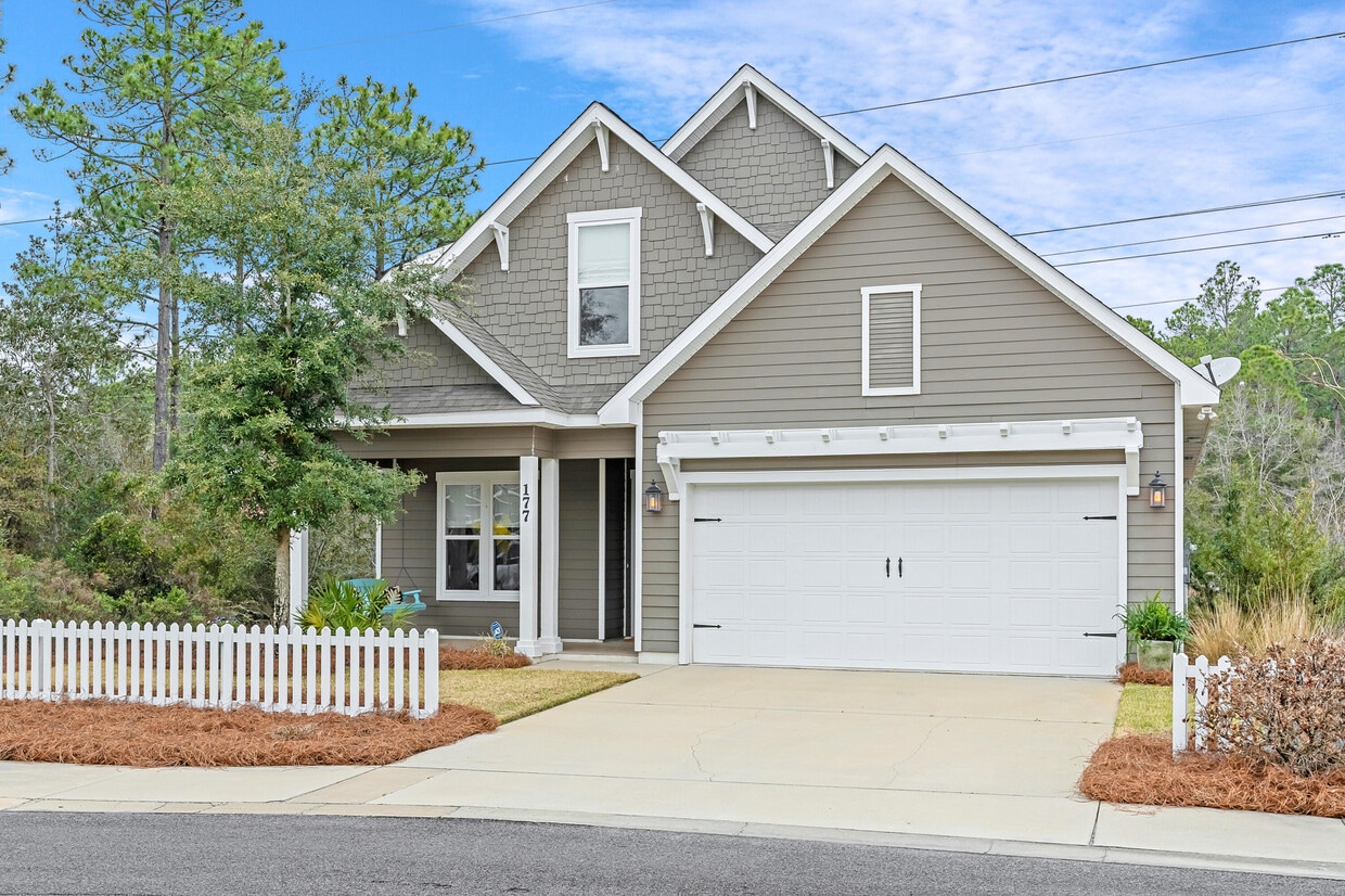 Foto principal - 177 Emma Grace Ln