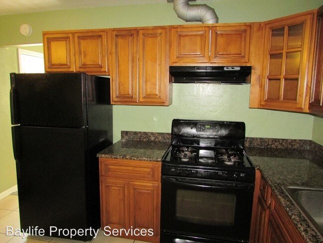 Building Photo - 16 Deering Ct
