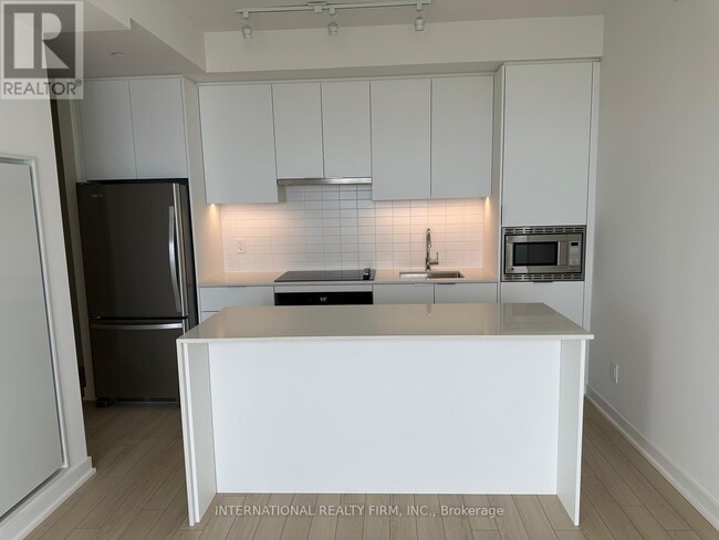 Photo du bâtiment - 3071 Trafalgar Rd