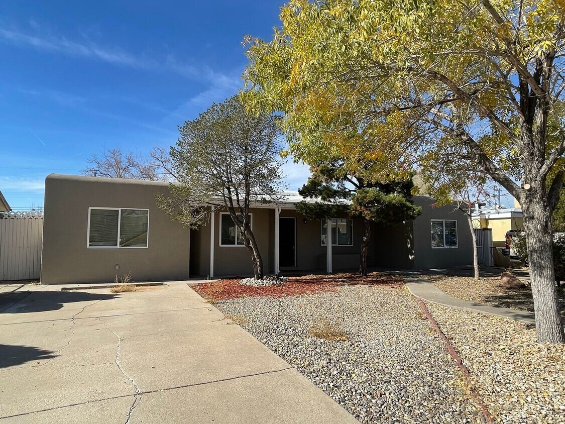 Primary Photo - Home For Rent | NE Heights Remodeled Beaut...
