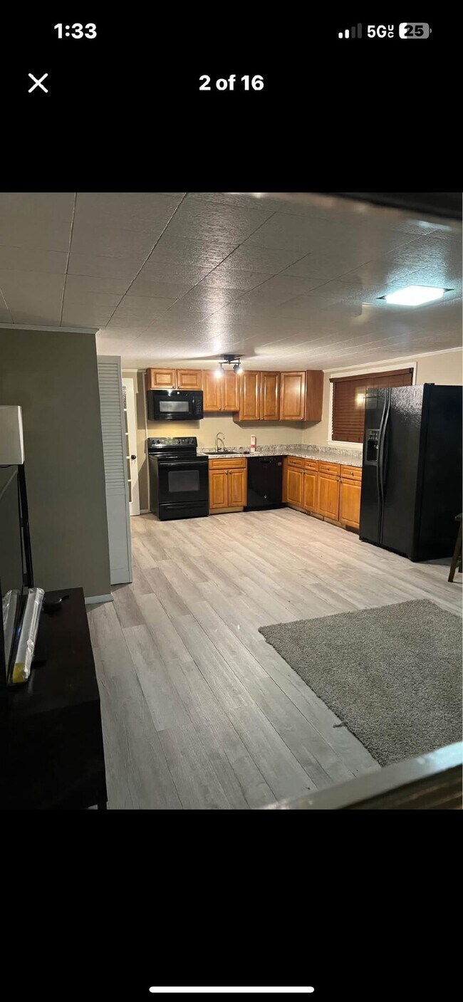 Foto del edificio - 328 Jamestown Rd