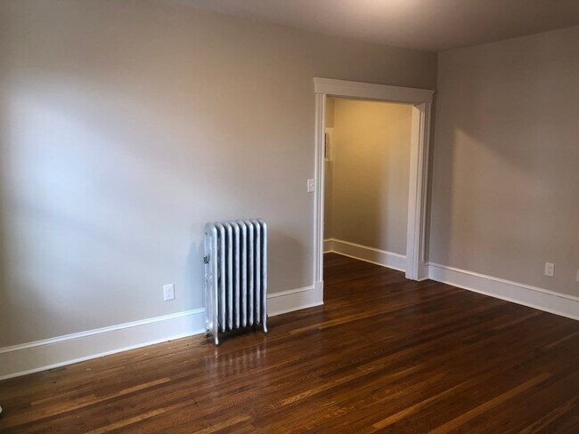 Building Photo - 1 Craigie St