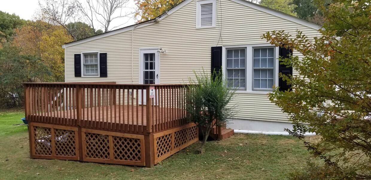 Building Photo - 1746 Ralee Dr