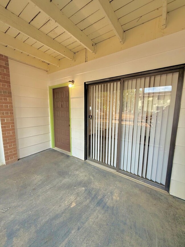 Photo - Now available! Charming 2 bed / 1 bath condo in a prime Tallahassee location.