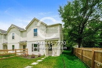 Building Photo - 229 Evergreen Trail SE