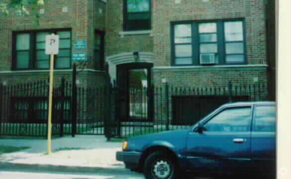 Building Photo - 7601-7611 S Yates Blvd