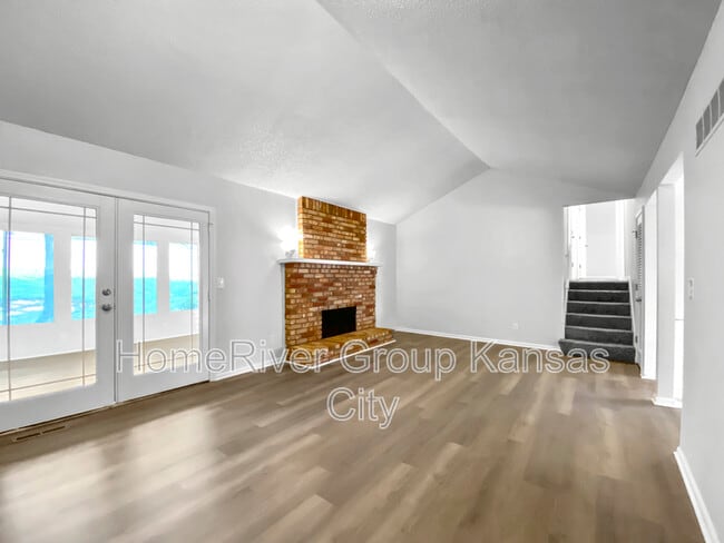 Building Photo - 3612 NE 76th Terrace