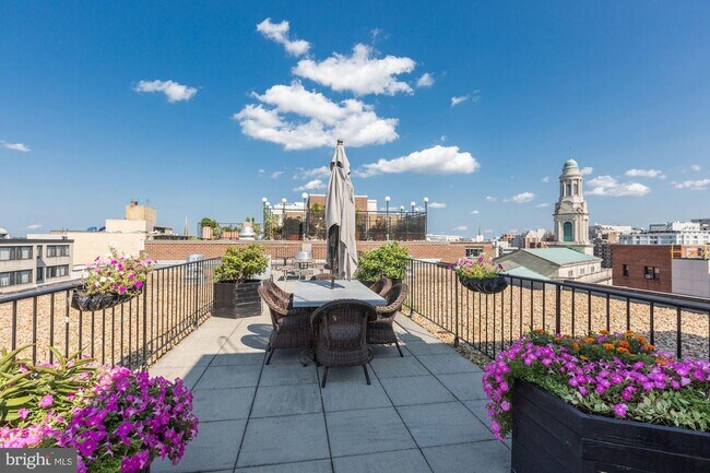 Foto del edificio - 1440 N St NW