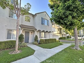 Building Photo - 20 Leucadia