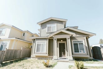 Building Photo - 7459 15th Av