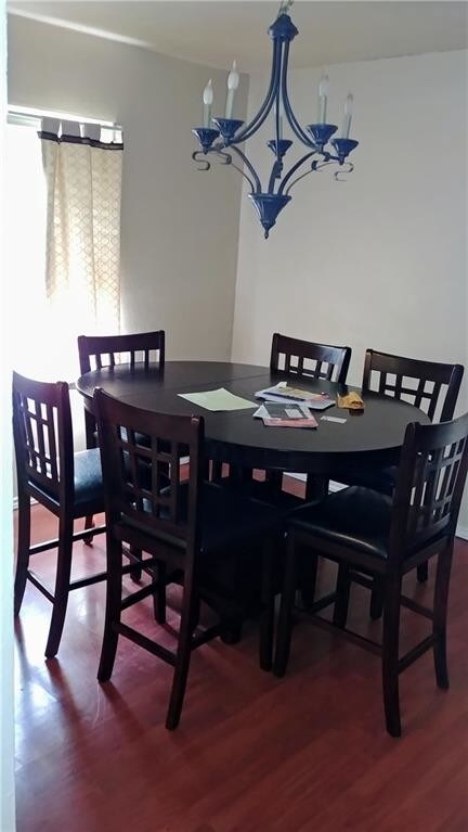 Foto del edificio - 2921 Emberwood Dr