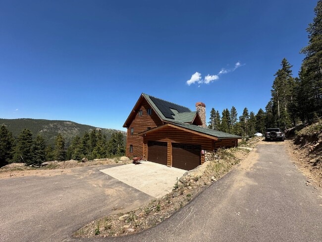 Photo - Charming 3-Bedroom Retreat near Idaho Springs!! Apartment