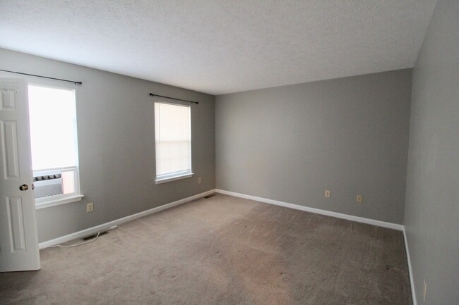 Building Photo - Beautiful 3-Bedroom Townhome for rent!