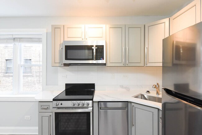 Foto del edificio - 7710 N Sheridan Rd