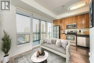 Building Photo - 225 Sackville St