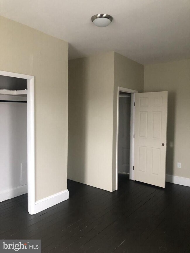 720 Rhawn St Unit 3RD FLOOR, Philadelphia, PA 19111 Room for Rent in