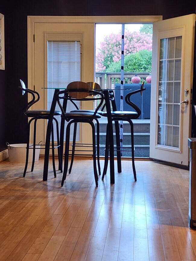 Foto del edificio - 4911 9th St NW