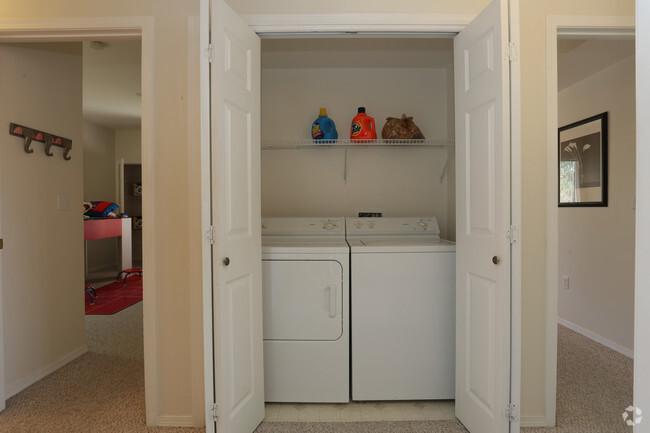 Washer and Dryer Included - Cottonwood Ranch