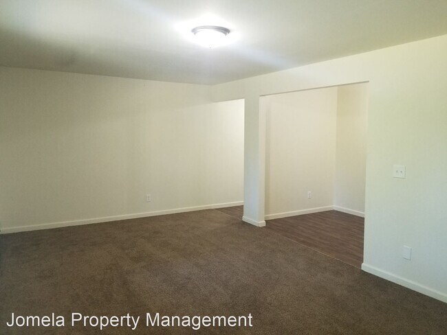 Building Photo - 2920 W Highland Blvd