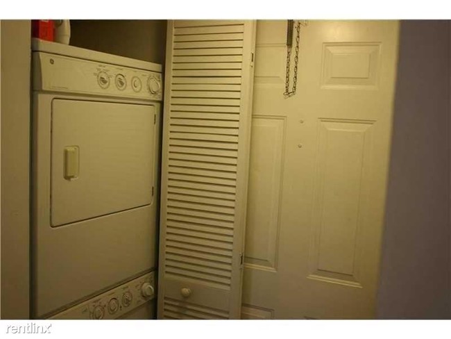 Building Photo - 15705 W Waterside Cir