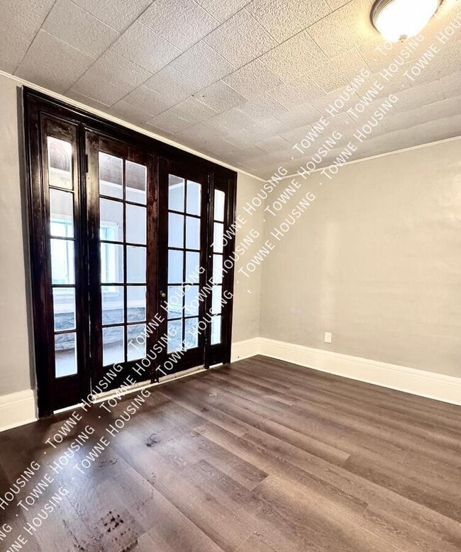 Building Photo - 111 Southside Pkwy