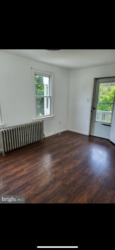 Building Photo - 125 W Clayton Ave
