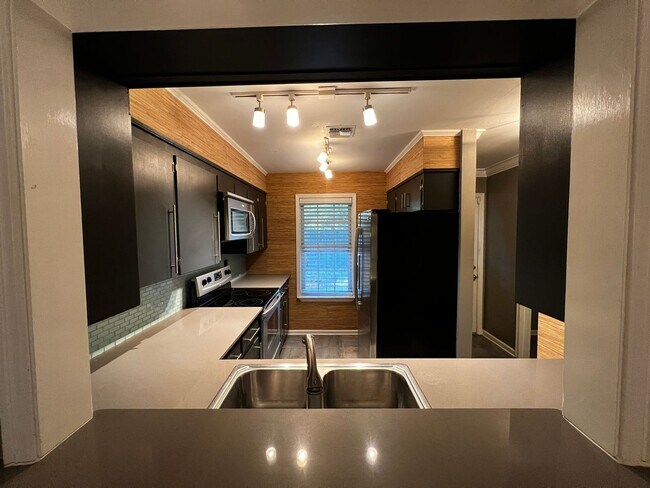 Foto del edificio - 2 Bedroom, 2.5 bathroom