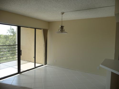 Foto del edificio - 5751 Camino Del Sol