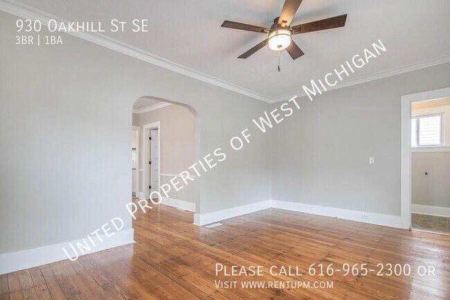 Building Photo - 930 Oakhill St SE