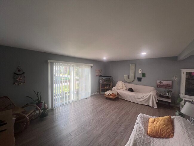 Foto del edificio - 10608 S 83rd Ct