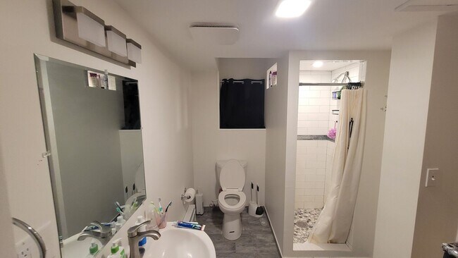 Building Photo - 20% off Broker Fee!  Near T & BU!  Heat an...