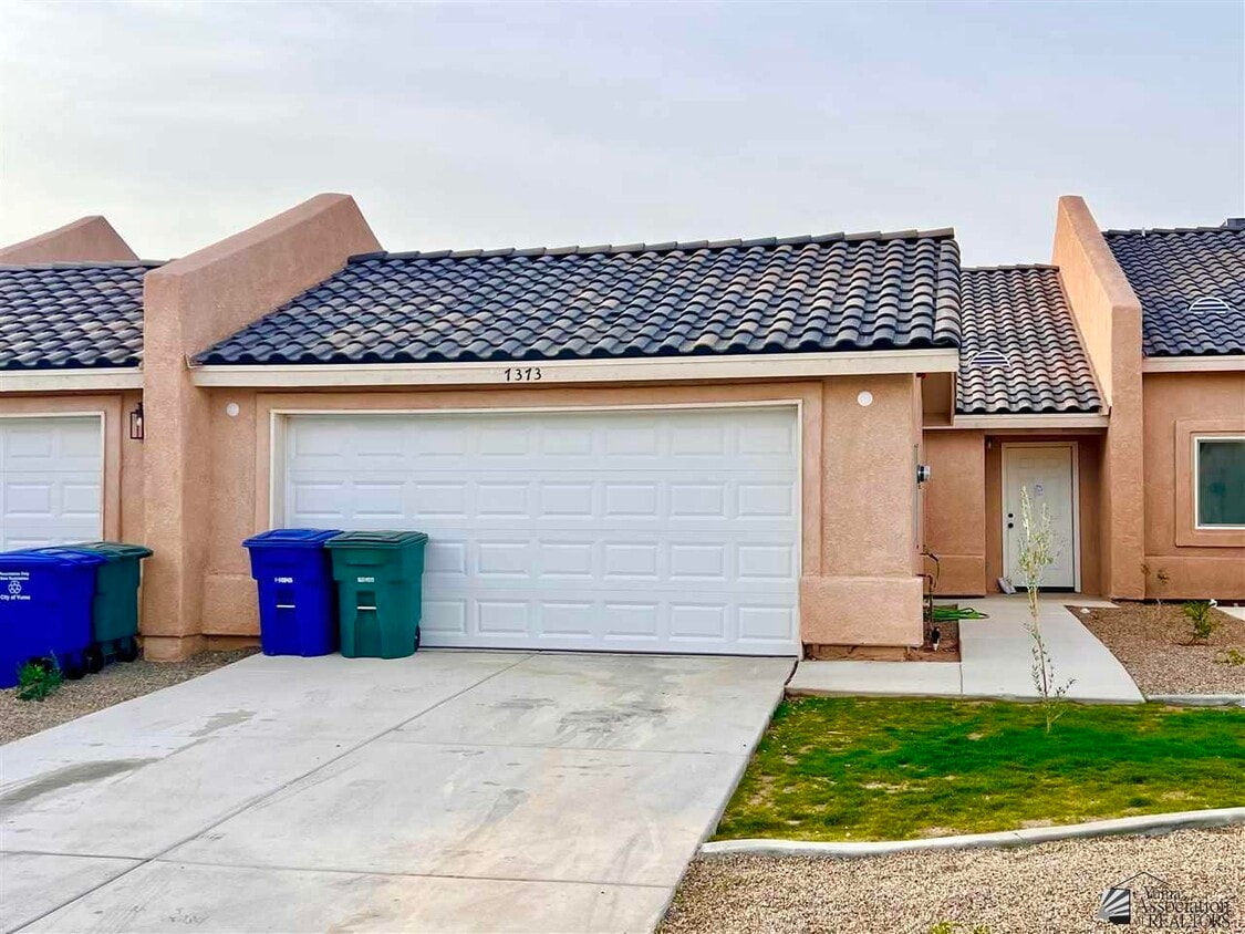 7373 E 38th Ln, Yuma, AZ 85365 Condo for Rent in Yuma, AZ