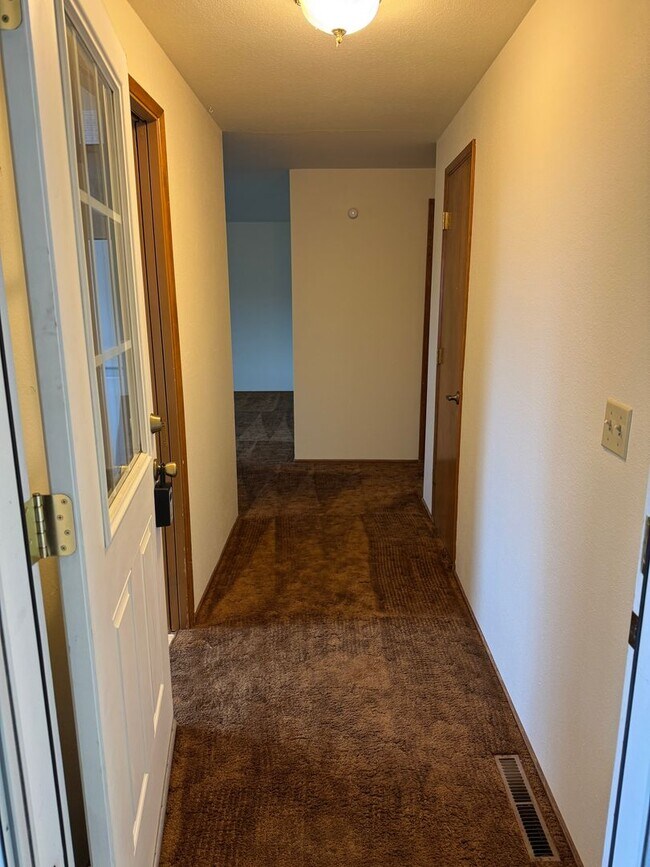 Foto del edificio - Updated 2 bedroom 1 bathroom house in Eugene!