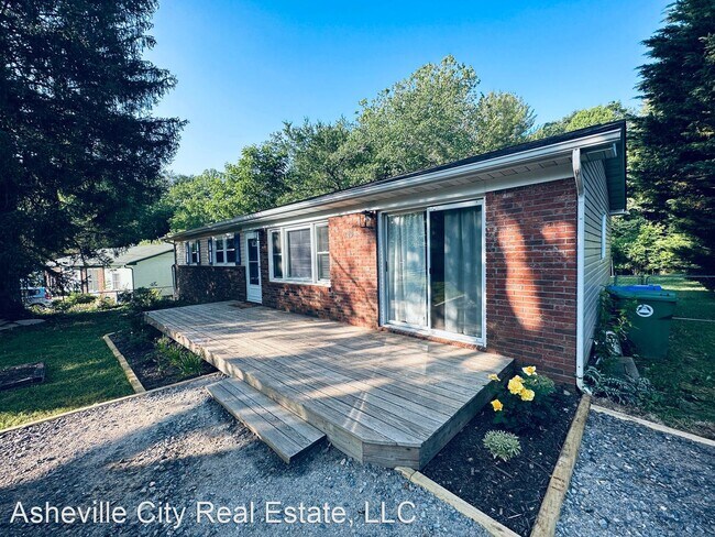 Building Photo - 3 br, 2 bath House - 49 Cub Road