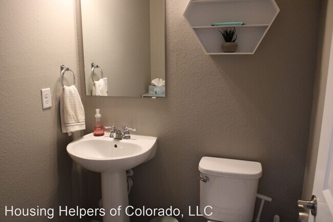 Foto del edificio - 2 br, 2.5 bath House - 15546 W 64th Loop U...