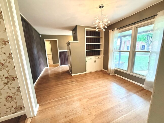 Building Photo - Beautiful Corner-Lot 3BD 1BA Home in Belle Isle Area!!