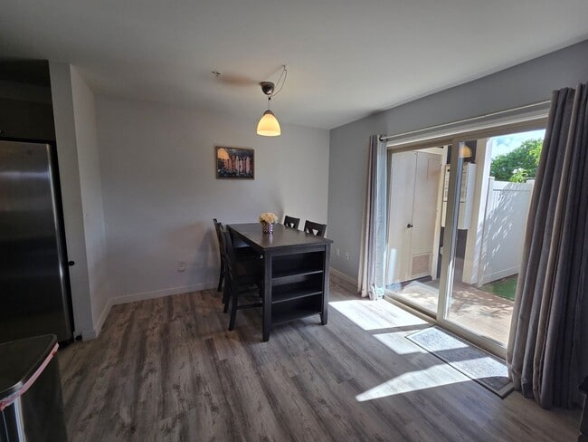 Foto del edificio - Unfurnished 3/2 Kamalani Condo