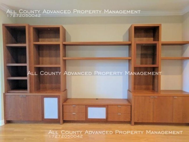 Foto del edificio - 4 bedroom in Dunedin FL 34698