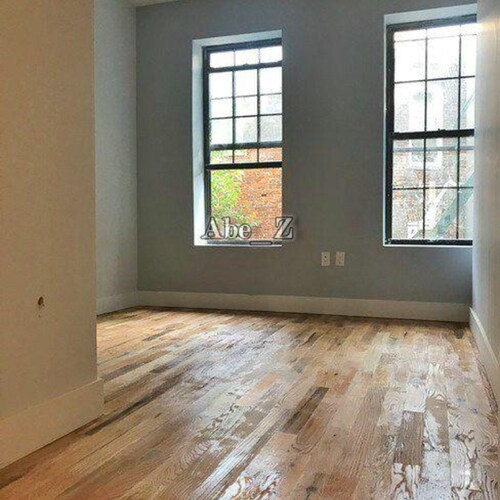 Building Photo - 1804 Saint Johns Pl