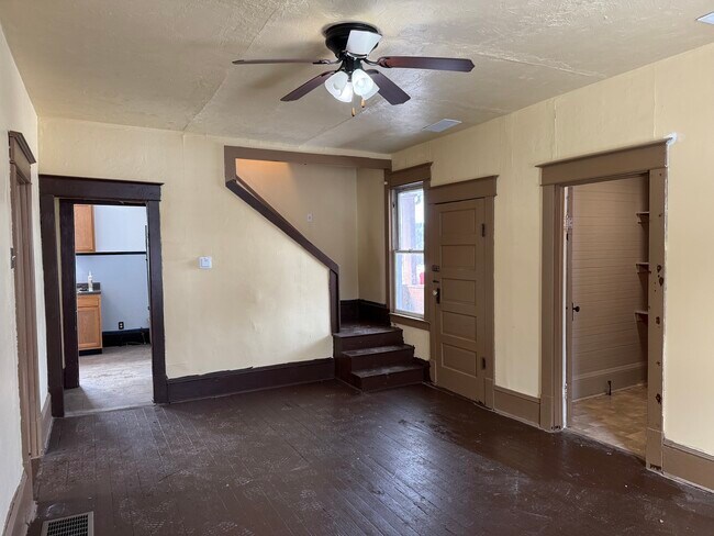 Foto del edificio - 713 N 8th Ave