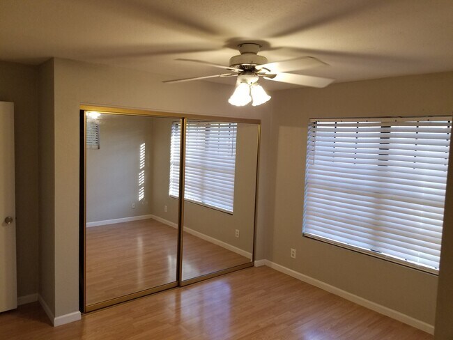 Building Photo - 8888 N 47th Ave