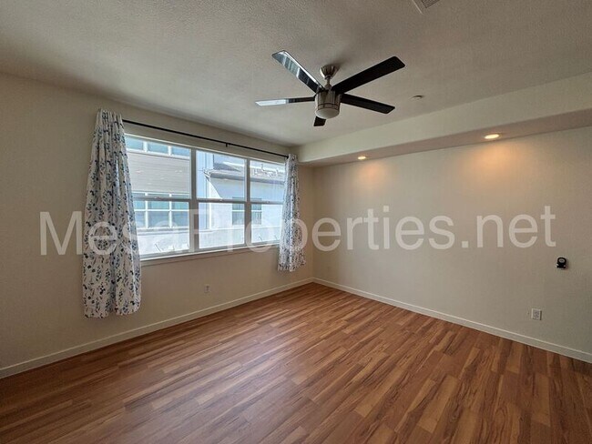Foto del edificio - 11027 Serenity Dr