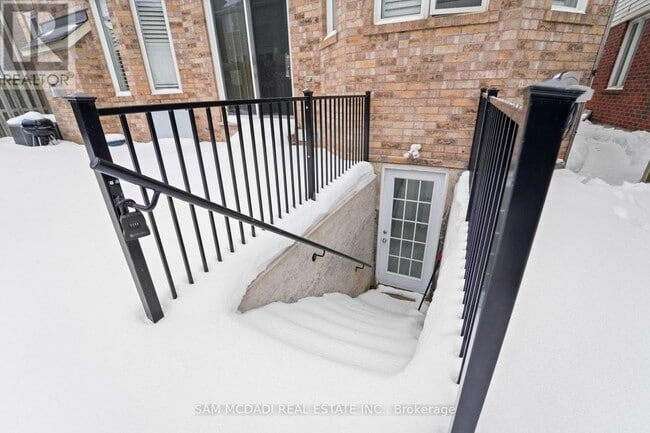 Building Photo - 424 Tonelli Ln