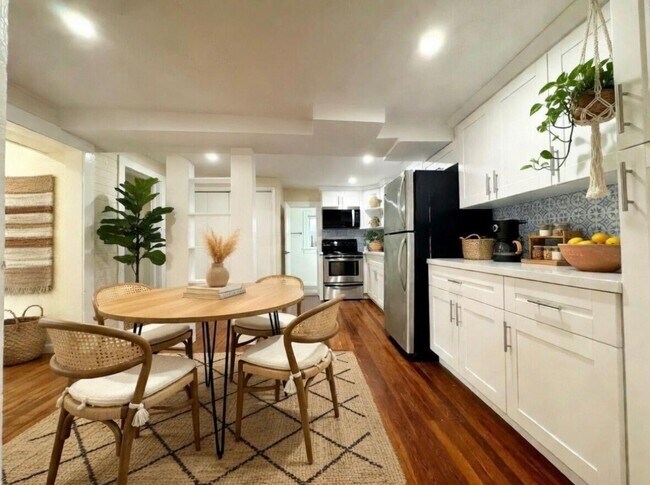 Foto del edificio - 1573 NE 33rd St