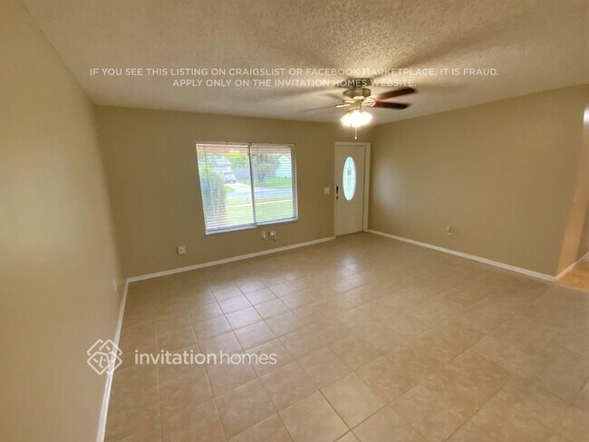 Foto del edificio - 806 Tappen Ct NE