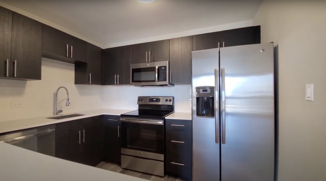 Kitchen - 875 N State St