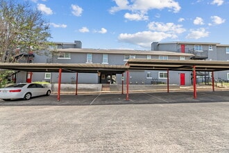 Building Photo - The Canopy at South Congress