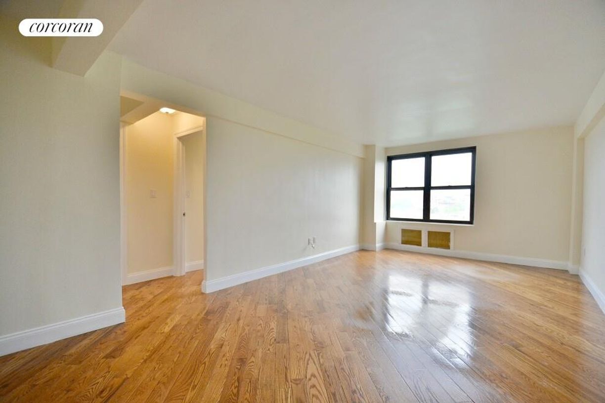 Foto principal - 99 Lafayette Ave